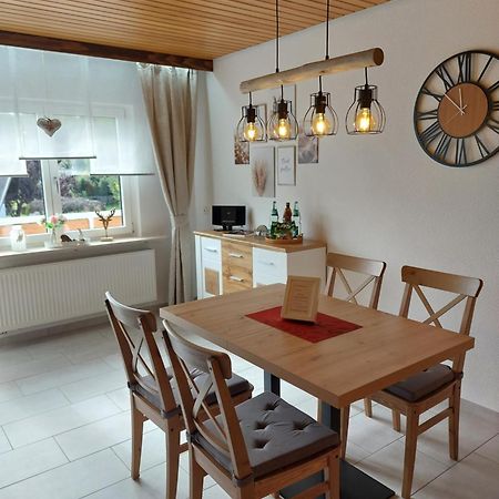 Moderne Ferienwohnung - Neu Renoviert - Ruhige Lage Waldachtal Esterno foto